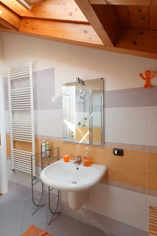 Il Gelsomino Bed & Breakfast Ferno