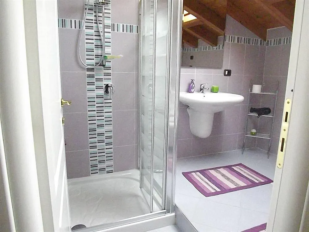Il Gelsomino Bed & Breakfast Ferno