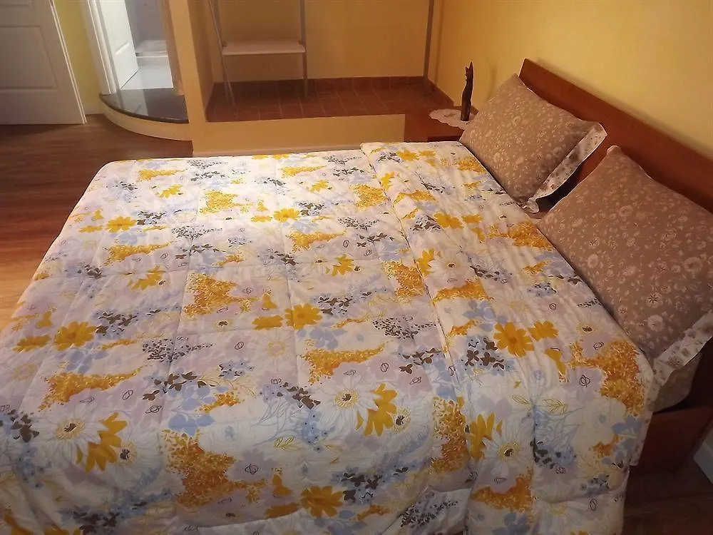 Il Gelsomino Bed & Breakfast Ferno