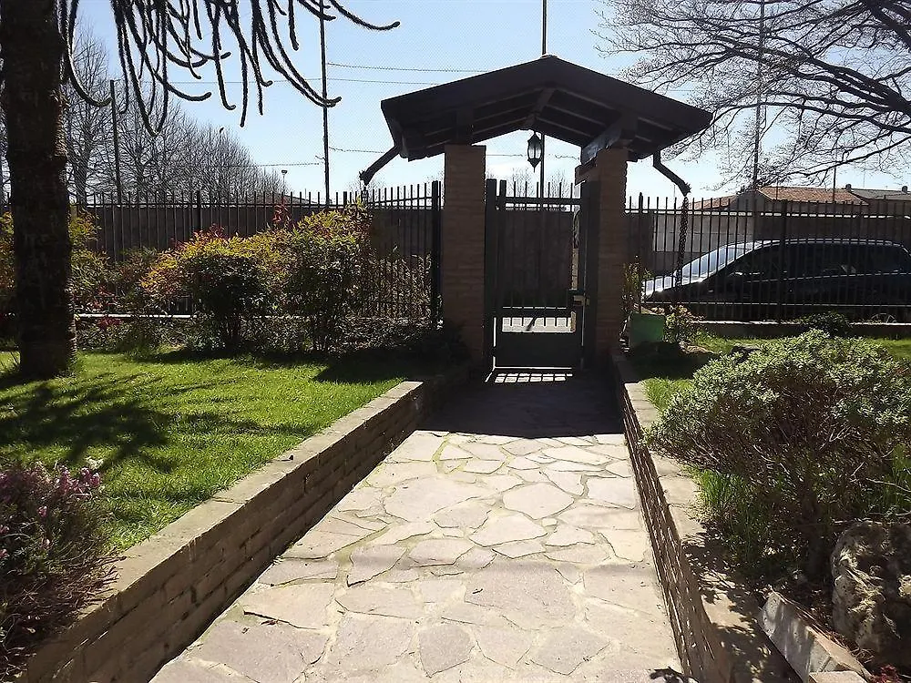 Il Gelsomino Bed & Breakfast Ferno 0*,