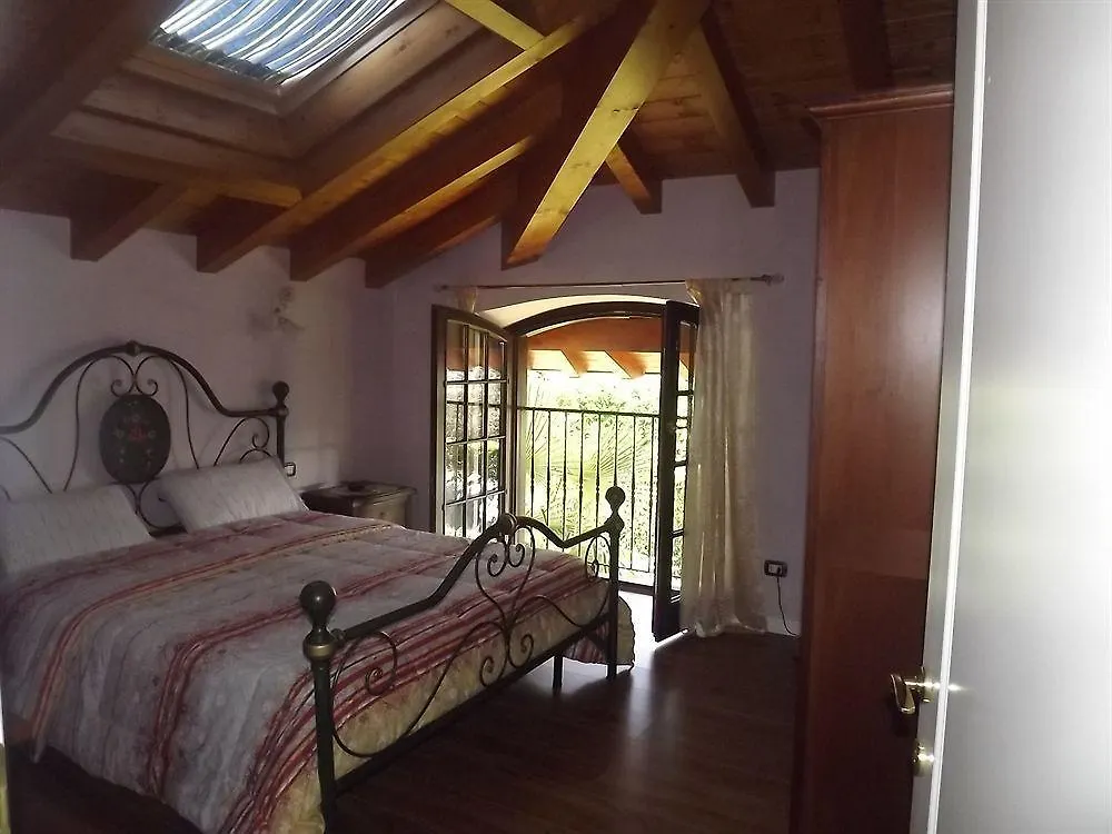 Il Gelsomino Bed & Breakfast Ferno