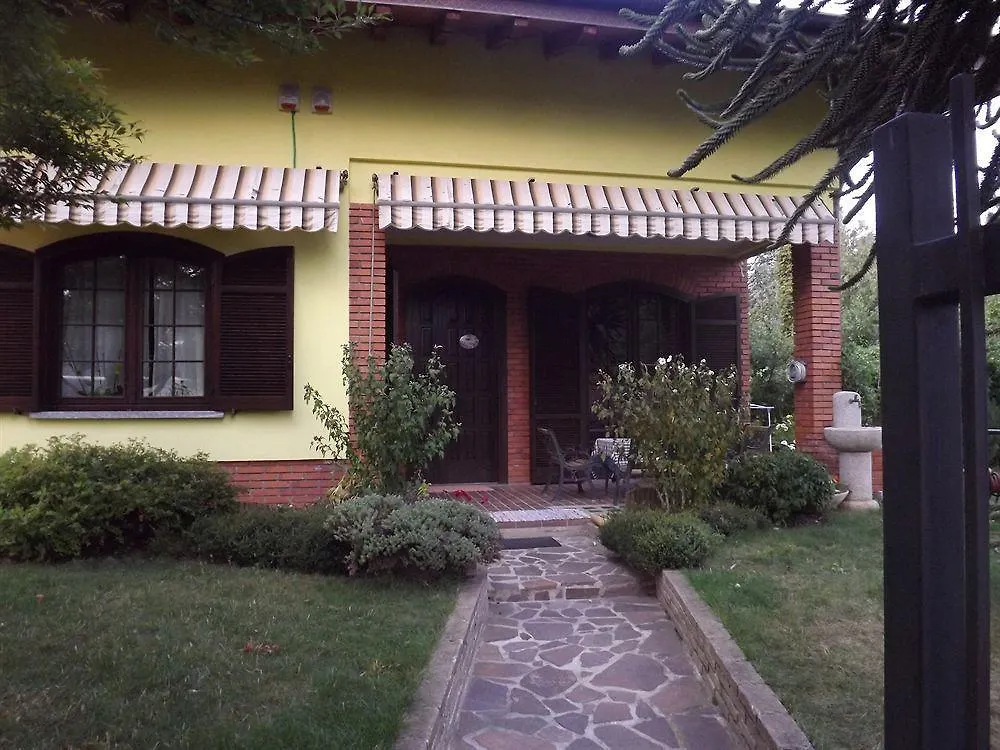 Il Gelsomino Bed & Breakfast Ferno