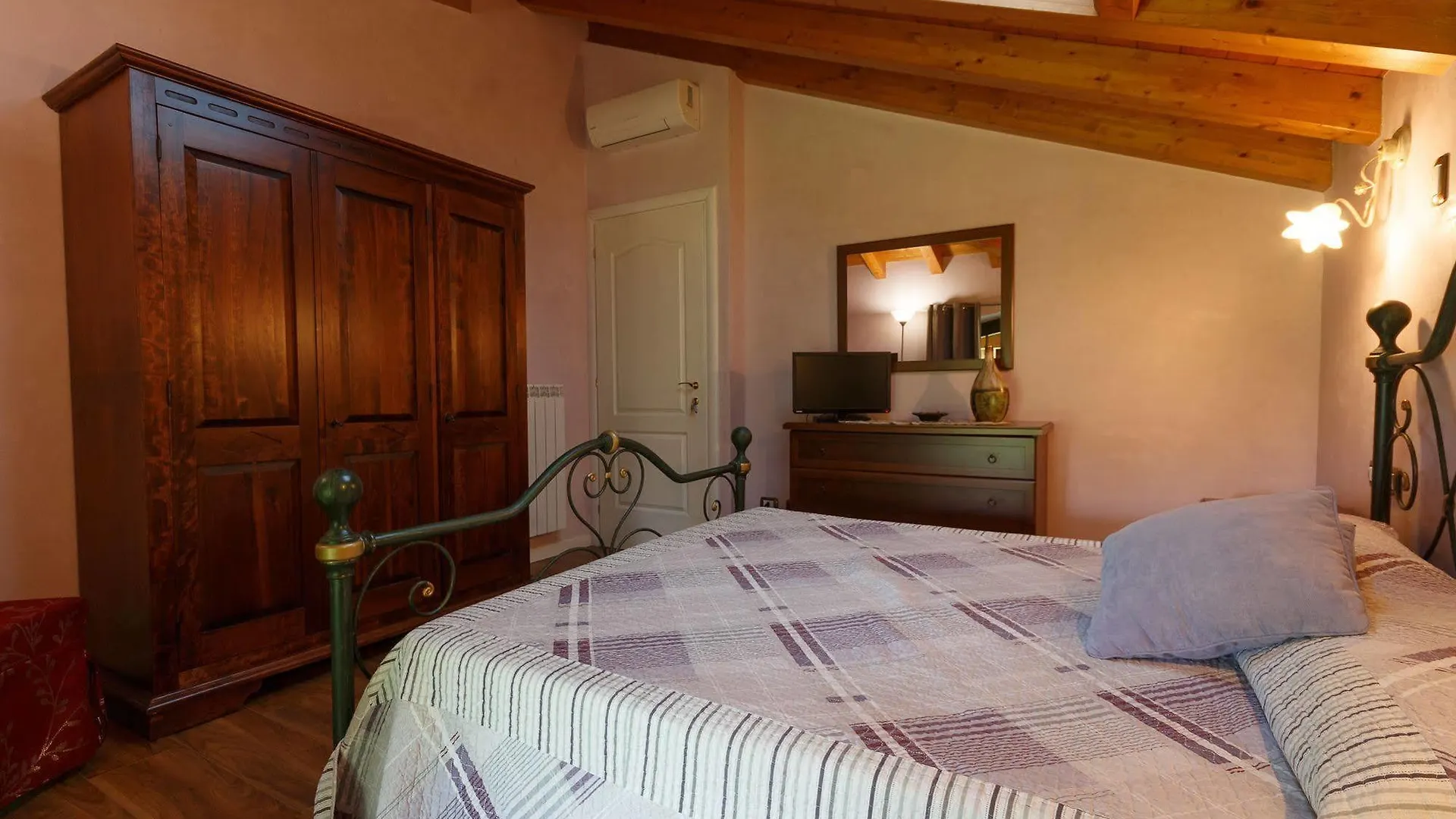 Il Gelsomino Bed & Breakfast Ferno Italy