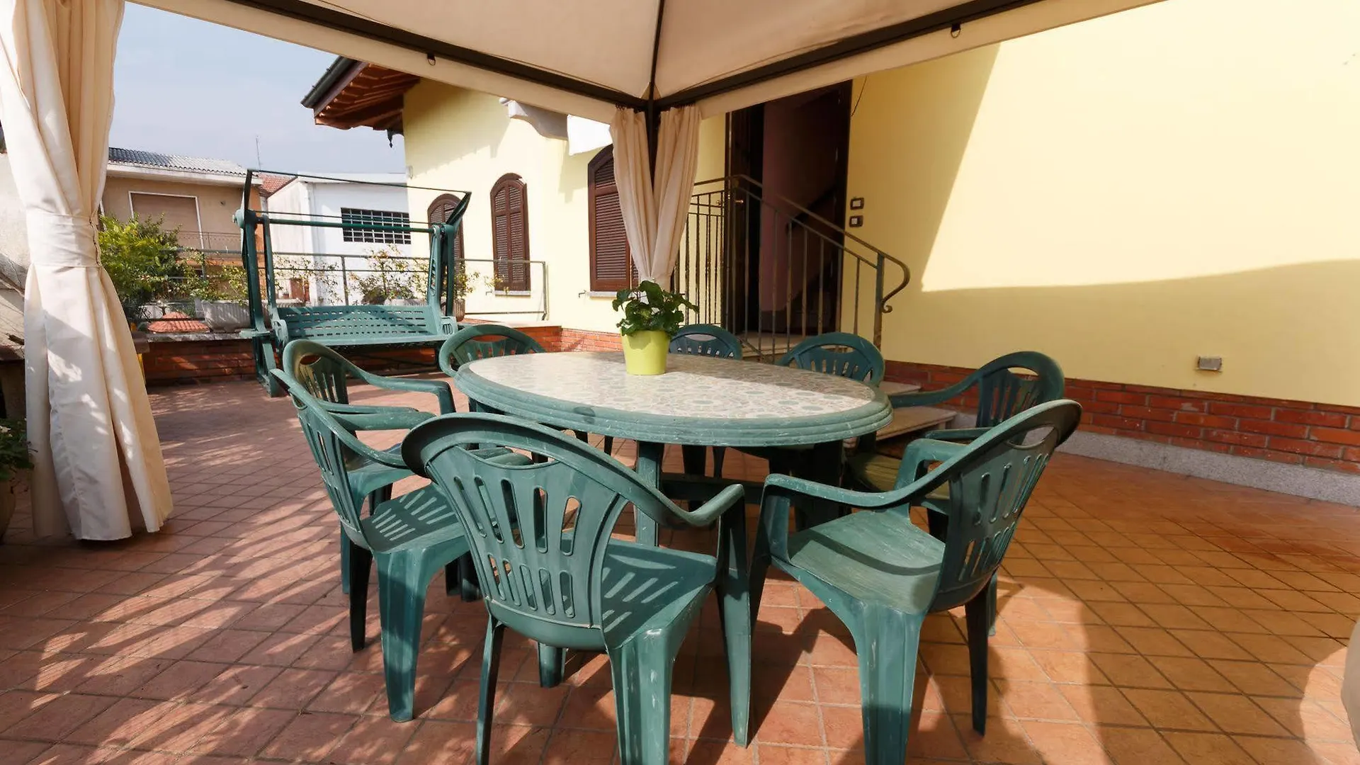 Il Gelsomino Bed & Breakfast Ferno